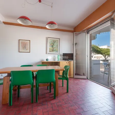 Playa Grande Immobiliare Pacella Lejlighed *